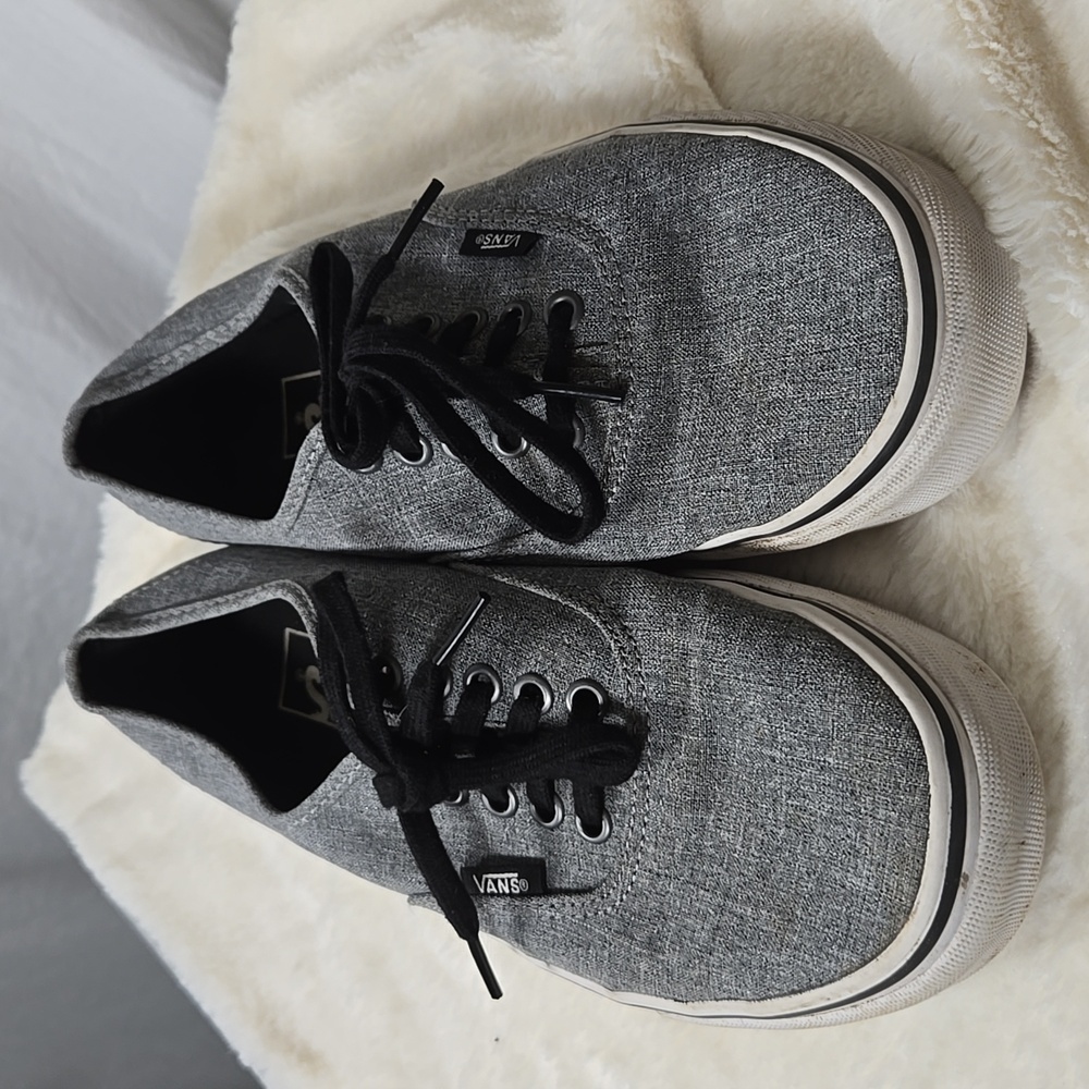 Vans Gray Low Tops Size 9.5 - Picture 2 of 5